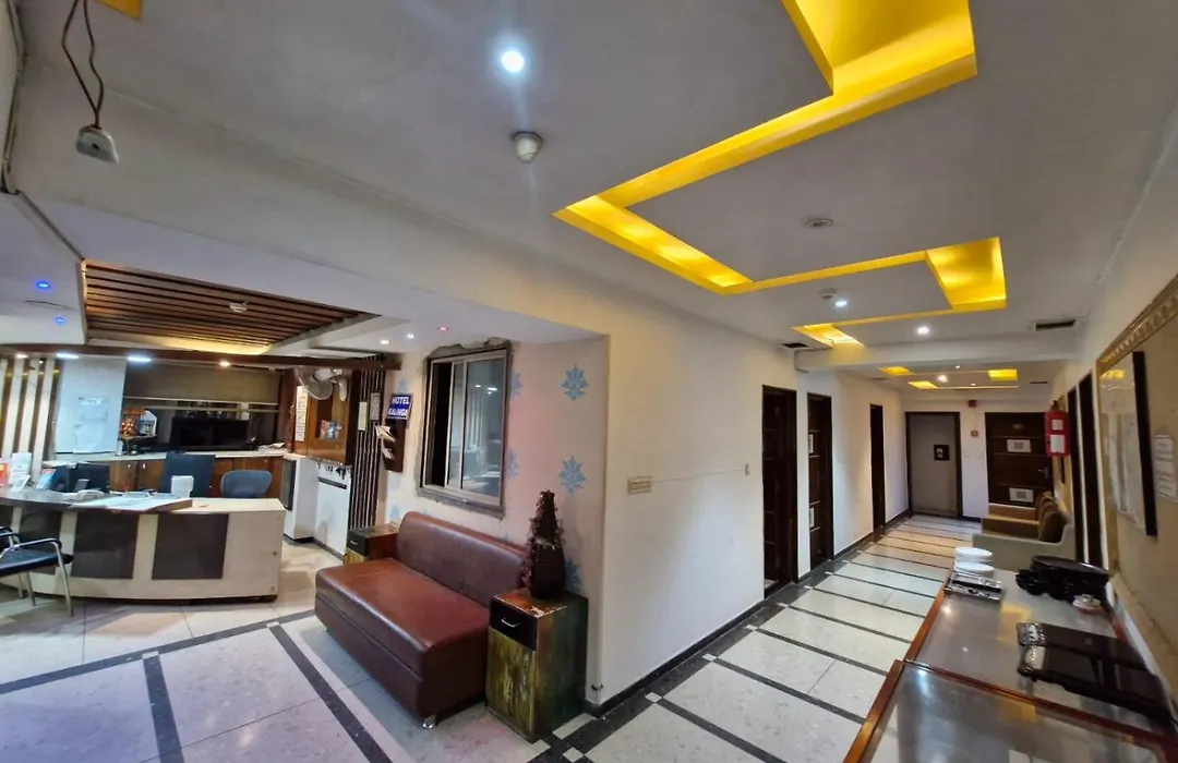 Hotel Kalinga Lake View-1