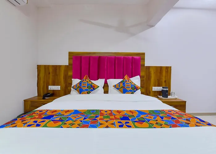 Fabhotel StarAirport Hotel